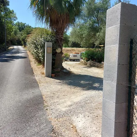 Appartement Pres De La Gassin