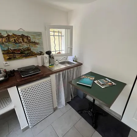 Apartment Pres De La Gassin